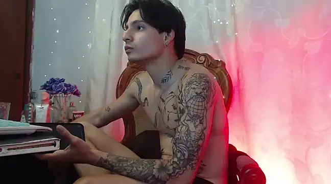 Snapshot of Apolo_Hidalgo01 chatting on 01.16.25 Apolo Hidalgo01 online show from 01.16.25