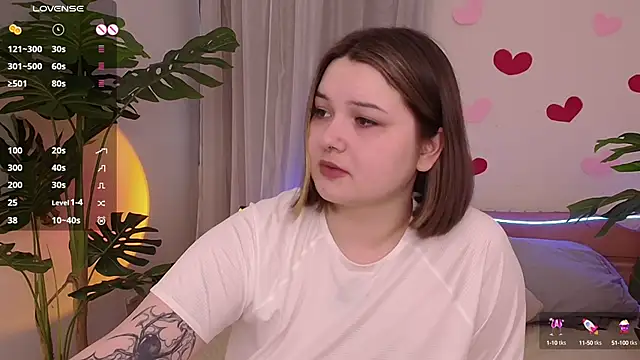 Alice Walters online show from 02.04.25