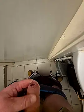 Snapshot of Ragnar-59 chatting on 02.27.25 Ragnar-59 online show from 02.27.25