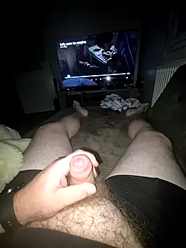 Snapshot of Ragnar-59 chatting on 10.20.25 Ragnar-59 online show from 10.20.25