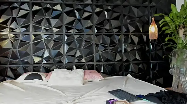 rihannagil online show from 01.09.25