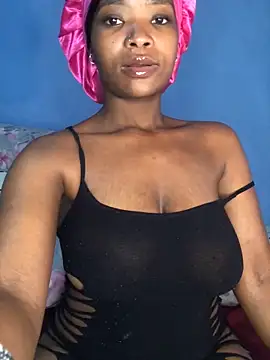 NunuBerry16 online show from 12.15.24