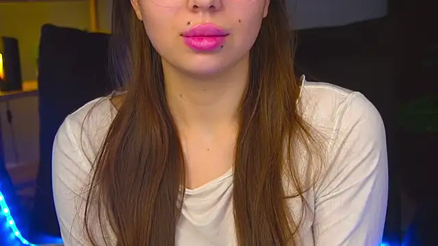 LanaRhoades s online show from 12.06.24