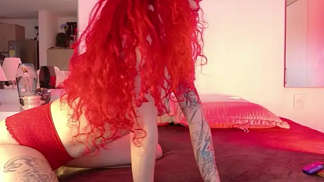 Borbala Iggy online show from 10.25.25