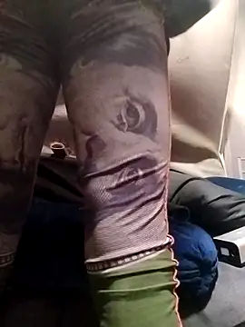 Snapshot of ottomusbrown chatting on 02.17.25 ottomusbrown online show from 02.17.25