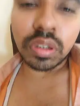 Snapshot of Hotrayyy chatting on 12.25.24 Hotrayyy online show from 12.25.24