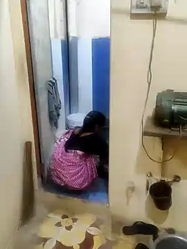 Snapshot of Hotrayyy chatting on 12.29.24 Hotrayyy online show from 12.29.24