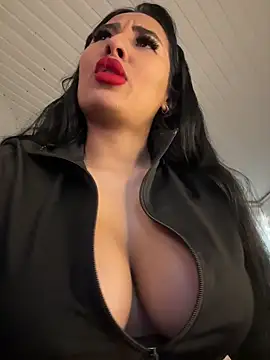 Snapshot of Anily_Lovely chatting on 01.17.25 Anily Lovely online show from 01.17.25