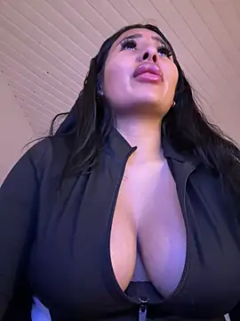 Snapshot of Anily_Lovely chatting on 03.17.25 Anily Lovely online show from 03.17.25