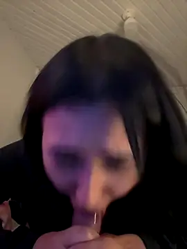 Anily Lovely online show from 11.13.25