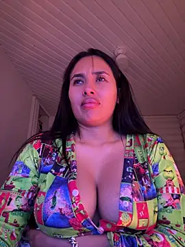 Anily Lovely online show from 11.16.25