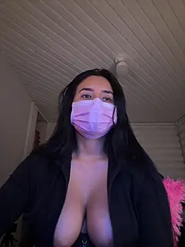 Anily Lovely online show from 11.28.25