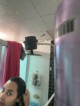 Anily Lovely online show from 03.14.26