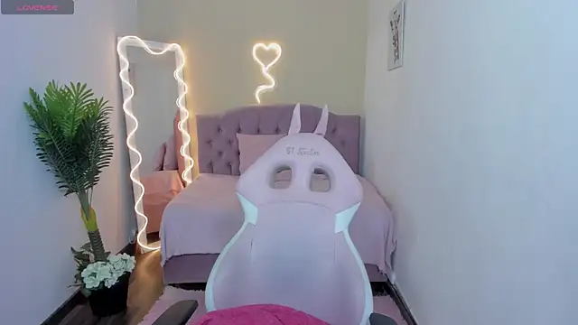 kendra tay online show from 01.10.25