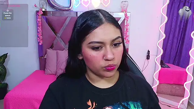 kendra tay online show from 11.04.25