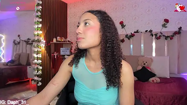 Daphnne tay online show from 03.11.26