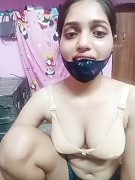 Snapshot of Cute-Simmi chatting on 12.04.24 Cute-Simmi online show from 12.04.24