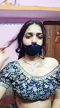 Snapshot of Cute-Simmi chatting on 12.29.24 Cute-Simmi online show from 12.29.24