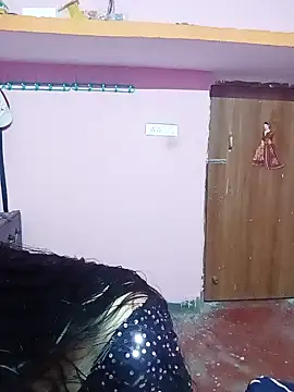 Snapshot of Cute-Simmi chatting on 01.03.25 Cute-Simmi online show from 01.03.25