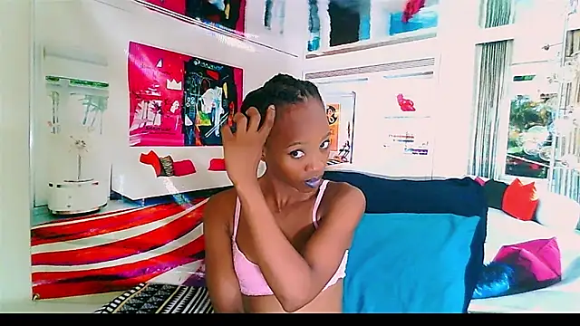 EbonyCreamy69 online show from 12.18.24