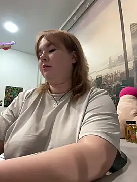 Snapshot of Emmy_Greis chatting on 02.15.25 Emmy Greis online show from 02.15.25