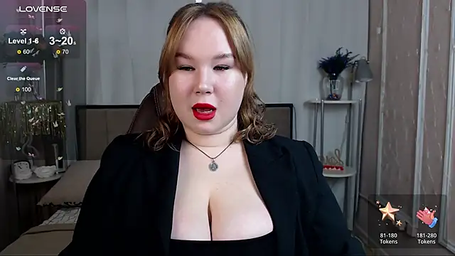 Snapshot of Emmy_Greis chatting on 03.20.25 Emmy Greis online show from 03.20.25