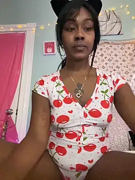 Snapshot of ebonycatlisaaaalime chatting on 09.30.25 ebonycatlisaaaalime online show from 09.30.25