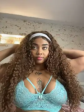 Snapshot of pamela_west chatting on 11.20.25 pamela west online show from 11.20.25