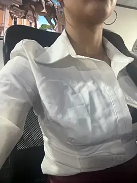 Amy Kiitty  online show from 05.11.26
