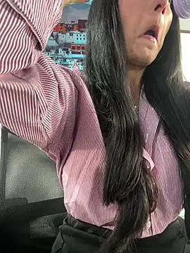 Amy Kiitty  online show from 07.15.26