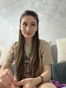 viviandaimond1 online show from 11.17.25