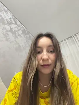 Snapshot of viviandaimond1 chatting on 02.04.26 viviandaimond1 online show from 02.04.26