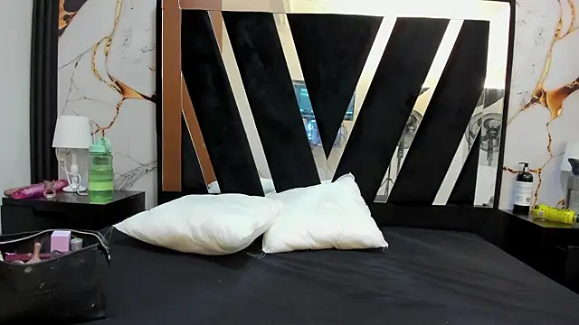 KarinaSimonz online show from 02.08.26