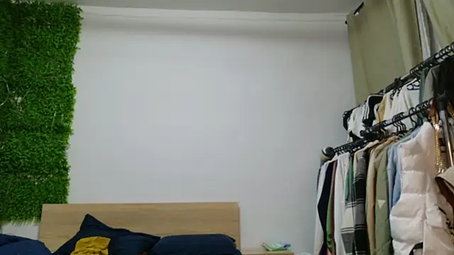 Lorennameliyy online show from 03.20.25