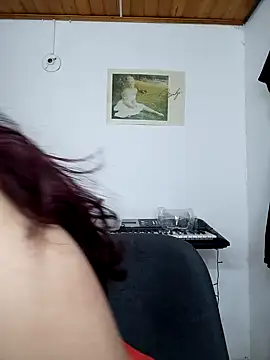 Emi chik online show from 01.03.25