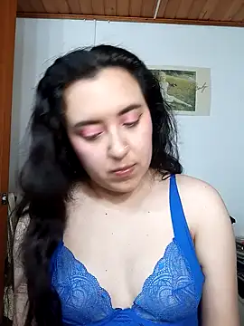 Emi chik online show from 11.29.25