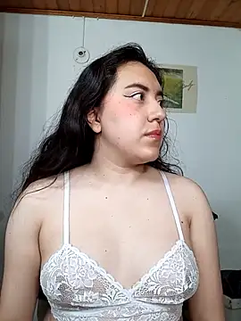 Emi chik online show from 01.11.26