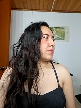 Emi chik online show from 02.26.26