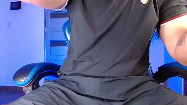 Snapshot of SexyBoy-Bigclit chatting on 05.10.26 SexyBoy-Bigclit online show from 05.10.26