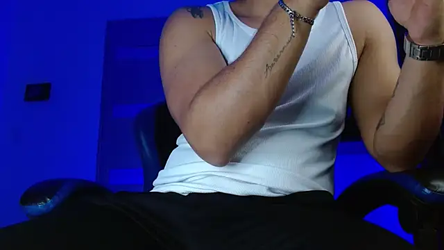 Snapshot of SexyBoy-Bigclit chatting on 05.28.26 SexyBoy-Bigclit online show from 05.28.26