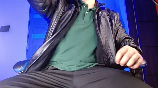 Snapshot of SexyBoy-Bigclit chatting on 06.03.26 SexyBoy-Bigclit online show from 06.03.26