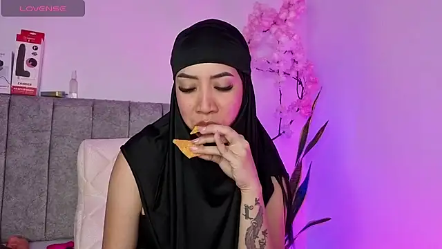 Sweet hot mia online show from 07.31.26