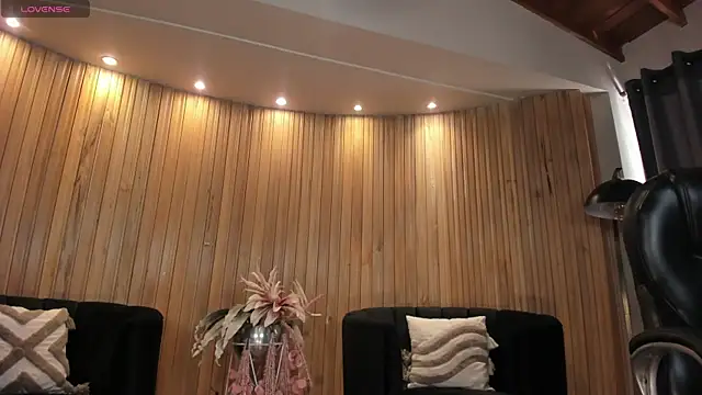 KatieNolan 1 online show from 11.07.25