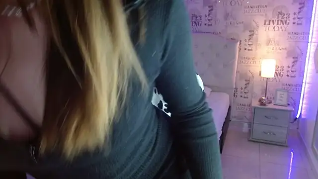 Ivyy Crystal online show from 02.05.25