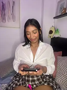 Isabella fasilier online show from 02.03.25