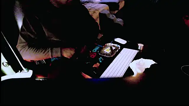 Pressure69mee online show from 03.20.25