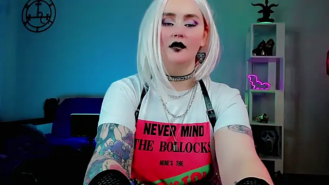 Emmybrightj  online show from 01.12.25