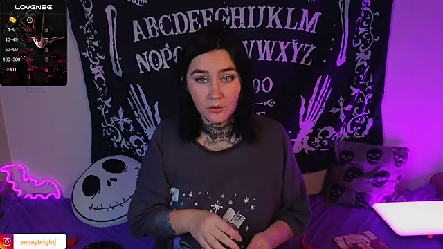 Emmybrightj  online show from 09.26.25