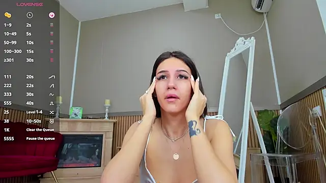 Kimi Ivy online show from 03.11.25