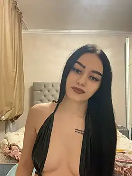 Gya Rue online show from 01.06.25